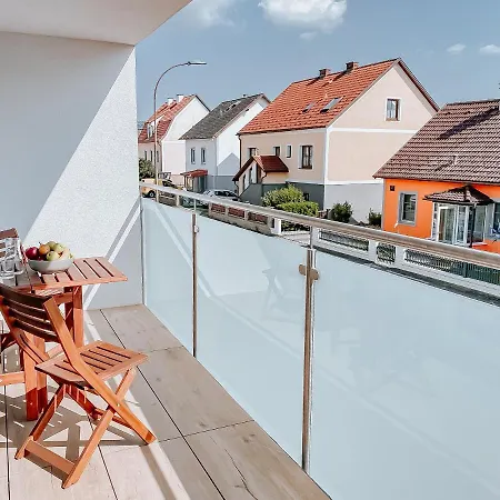 W4-Rooms Ein Zuhause Im Waldviertel Allentsteig Exterior photo